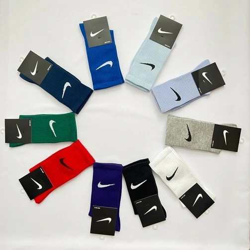 جوراب 6 جفتی ساق بلند زنانه نایکی (Nike) مدل کش انگلیسی اسپرت ورزشی نخی در رنگ های کاربردی تیره و روشن مخصوص باشگاه