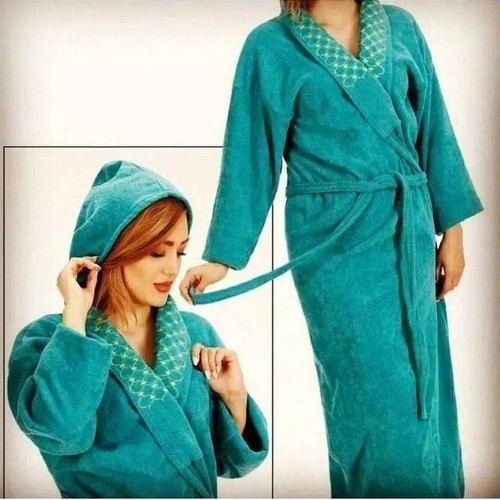 حوله پالتویی تن پوش نسبتا ضخیم مدل چراغی با کیفیت در سایز 125 لارج (بدون جعبه)
